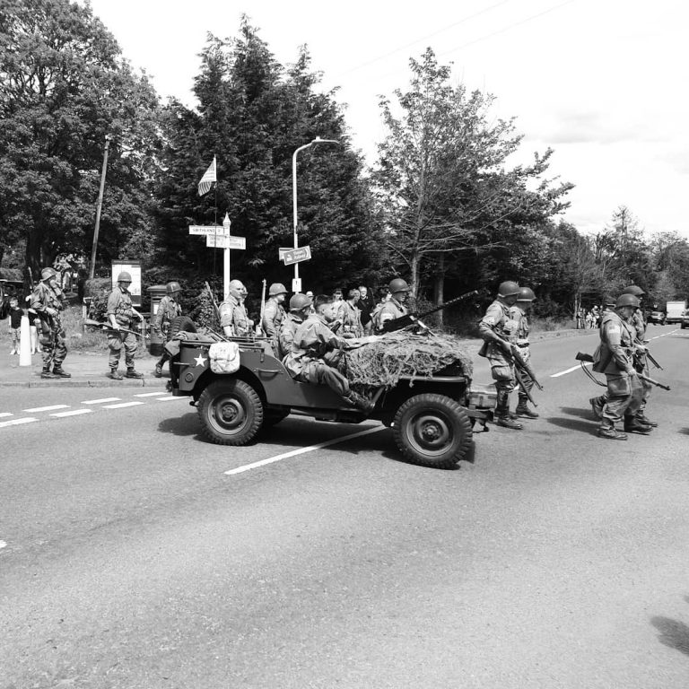 American Troops Advance On Rothley